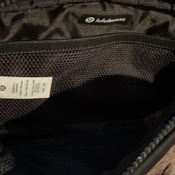 Lululemon Belt Bag - Picture 3 of 3